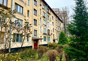 3-к квартира, вторичка, 42м2, 1/5 этаж