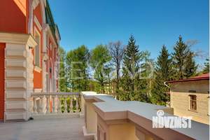 4-к квартира, вторичка, 245м2, 2/3 этаж