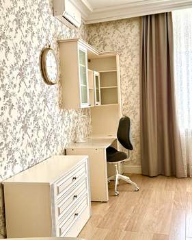 4-к квартира, вторичка, 166м2, 5/7 этаж