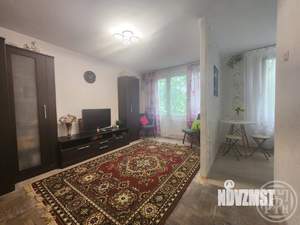 3-к квартира, вторичка, 42м2, 3/5 этаж