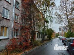 2-к квартира, вторичка, 43м2, 1/4 этаж