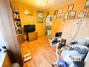 4-к квартира, вторичка, 81м2, 5/5 этаж