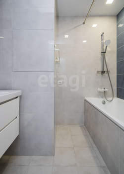 3-к квартира, вторичка, 74м2, 20/8 этаж