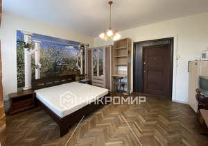 4-к квартира, вторичка, 100м2, 5/5 этаж