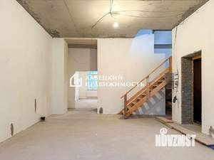 3-к квартира, вторичка, 176м2, 1/2 этаж