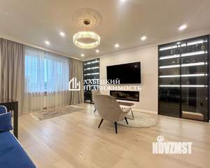 3-к квартира, вторичка, 109м2, 7/8 этаж