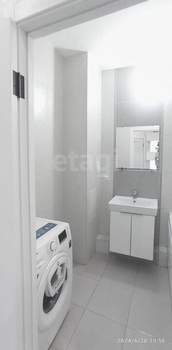 2-к квартира, вторичка, 65м2, 2/18 этаж