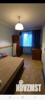 2-к квартира, вторичка, 44м2, 1/4 этаж