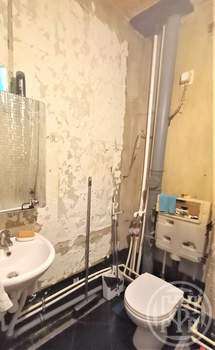 2-к квартира, вторичка, 58м2, 1/4 этаж