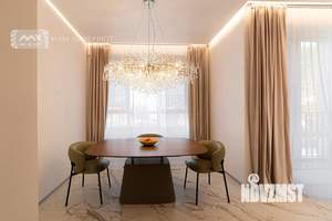 4-к квартира, вторичка, 131м2, 4/8 этаж