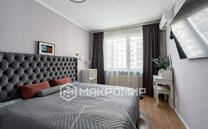 2-к квартира, вторичка, 61м2, 8/17 этаж