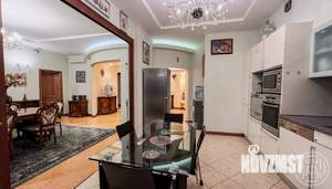 4-к квартира, вторичка, 145м2, 6/7 этаж