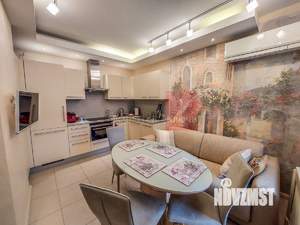 2-к квартира, вторичка, 74м2, 9/17 этаж