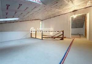 3-к квартира, вторичка, 153м2, 1/2 этаж