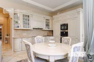 3-к квартира, вторичка, 155м2, 2/2 этаж