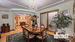 4-к квартира, вторичка, 145м2, 6/7 этаж