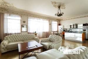 3-к квартира, вторичка, 170м2, 5/6 этаж