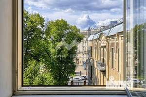 6-к квартира, вторичка, 359м2, 4/5 этаж