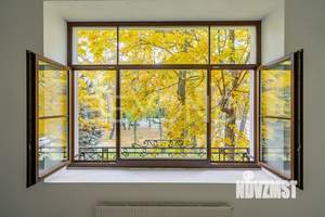 4-к квартира, вторичка, 245м2, 2/3 этаж