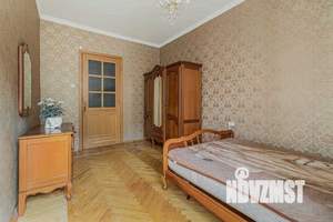 2-к квартира, вторичка, 63м2, 4/7 этаж