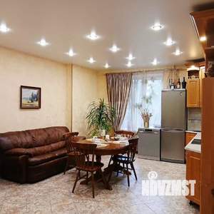 4-к квартира, вторичка, 120м2, 2/17 этаж