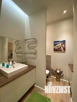 2-к квартира, вторичка, 77м2, 3/6 этаж