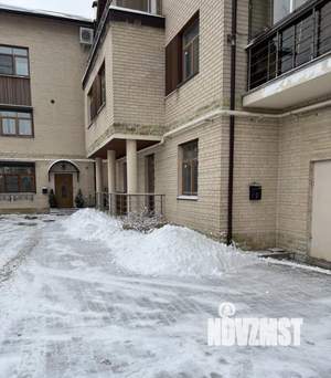 3-к квартира, вторичка, 170м2, 1/3 этаж