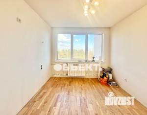 3-к квартира, вторичка, 64м2, 9/9 этаж