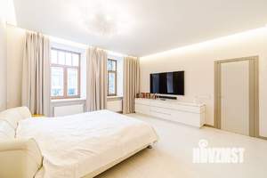 5-к квартира, вторичка, 220м2, 2/3 этаж