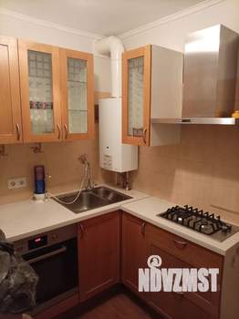 2-к квартира, вторичка, 43м2, 1/4 этаж