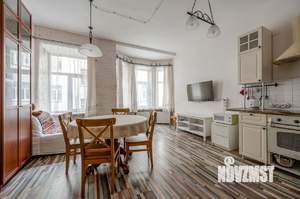 4-к квартира, вторичка, 121м2, 2/5 этаж