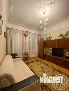 5-к квартира, вторичка, 169м2, 2/4 этаж