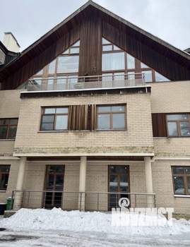 3-к квартира, вторичка, 170м2, 1/3 этаж