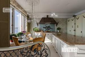 3-к квартира, вторичка, 118м2, 7/13 этаж