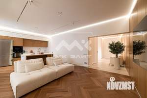 4-к квартира, вторичка, 131м2, 4/8 этаж