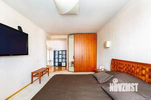 2-к квартира, вторичка, 65м2, 9/15 этаж