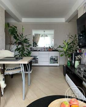 3-к квартира, вторичка, 57м2, 6/9 этаж