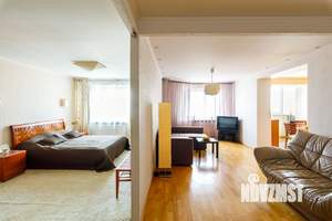 2-к квартира, вторичка, 65м2, 9/15 этаж