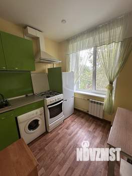 2-к квартира, вторичка, 42м2, 4/5 этаж
