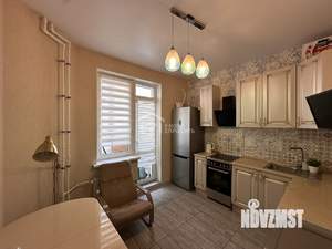 1-к квартира, вторичка, 37м2, 1/5 этаж
