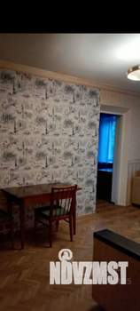 2-к квартира, вторичка, 44м2, 1/4 этаж