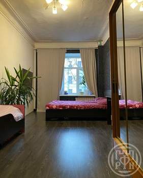 3-к квартира, вторичка, 63м2, 1/4 этаж