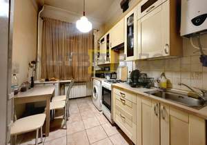 2-к квартира, вторичка, 60м2, 3/5 этаж