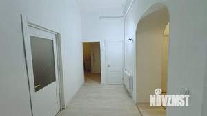 3-к квартира, вторичка, 100м2, 2/4 этаж