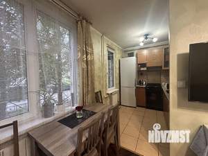 3-к квартира, вторичка, 42м2, 1/5 этаж