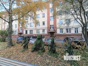 4-к квартира, вторичка, 129м2, 2/4 этаж