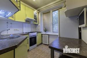 3-к квартира, вторичка, 58м2, 2/5 этаж