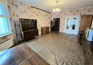 2-к квартира, вторичка, 63м2, 3/5 этаж