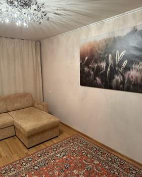 2-к квартира, вторичка, 54м2, 1/10 этаж