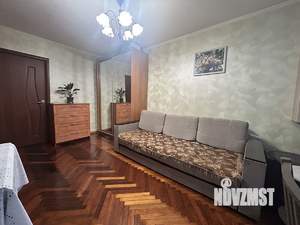 3-к квартира, вторичка, 42м2, 1/5 этаж